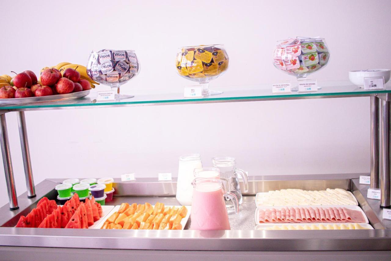 Hotel H2 Congonhas Congonhas  Ngoại thất bức ảnh A buffet with cold cuts