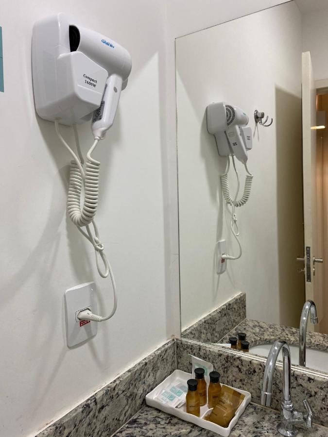 Hotel H2 Congonhas Congonhas  Ngoại thất bức ảnh A hair dryer in a hotel room
